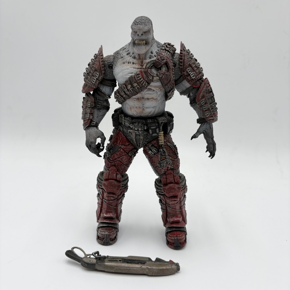 NECA Gears of War 2 Series 4 Grenadier Elite Figure with Gnasher Shotgun 2009